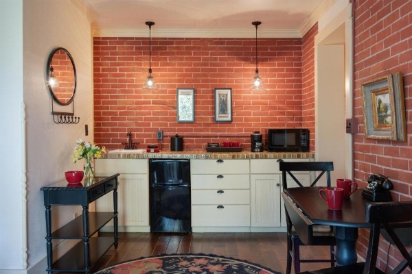 Chamberlin Inn image 11